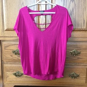 Cutout tee 🧞‍♀️